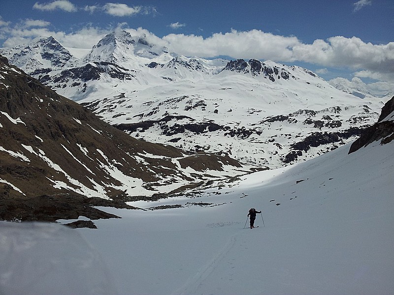 Dans la remontée au refuge : Paul en termine avec la zone en neige bien molle