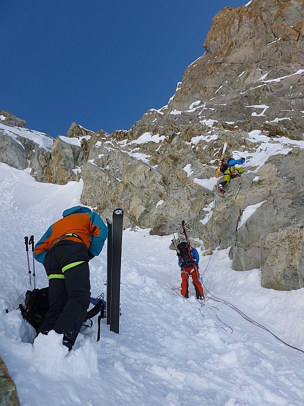 Col Nord du Glacier Noir : Jour 2 : un peu de grimpe avant d'atteindre le col