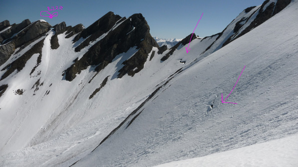 les petites cassure : c'est pas loin au dessus de la grosse avalanche