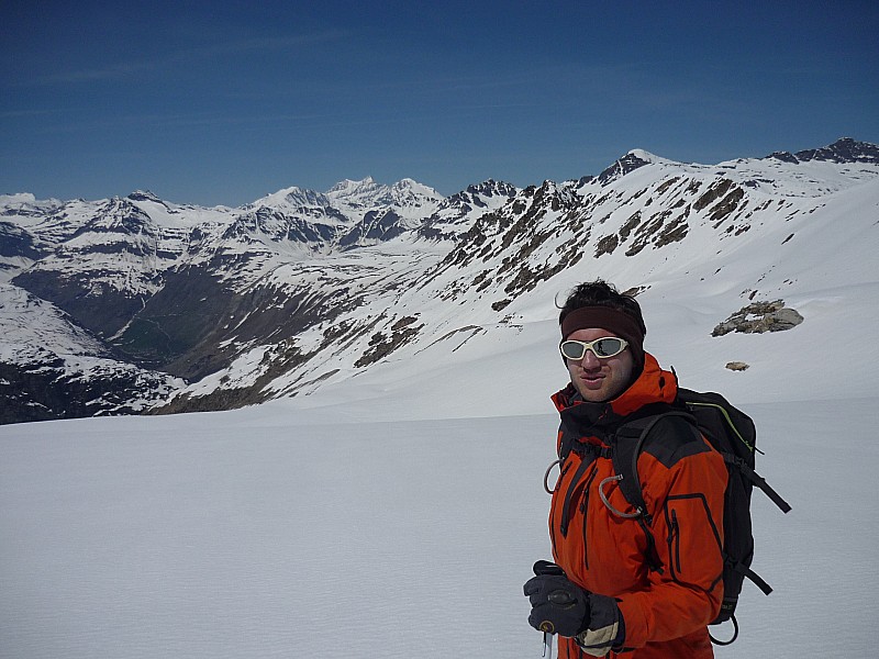 il croit : Stoch croit que ca va être bon! Confirmation dans qques secondes. Vue pas si mal que ca!  ;-)
