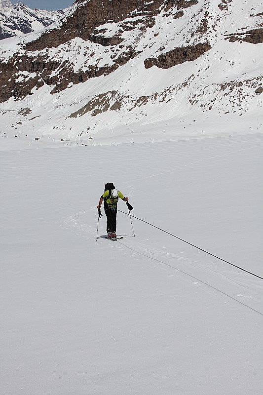 Juju : Sur le glacier en remontant au col de Moncorve