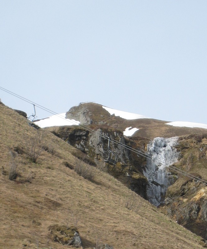 Cascade de la Dore : en glace