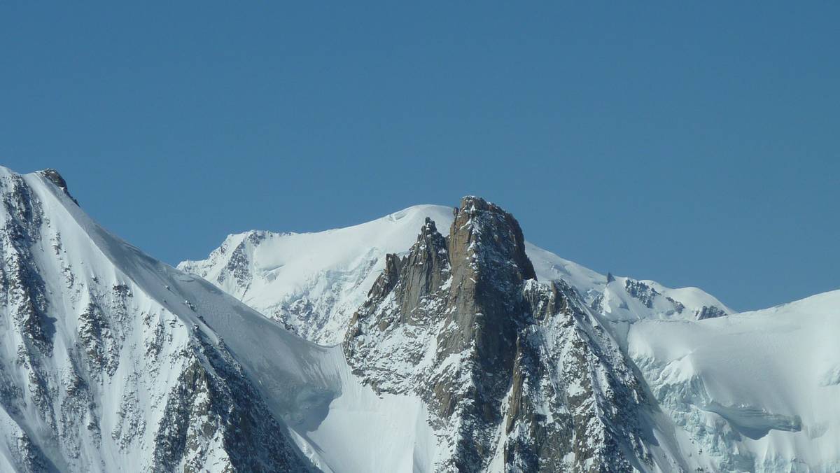 Mont Blanc : au dessus de la Tour des Courtes