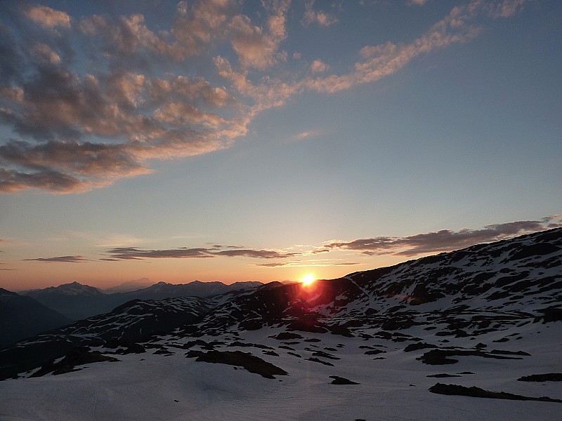 6 heures du matin : Direction Est