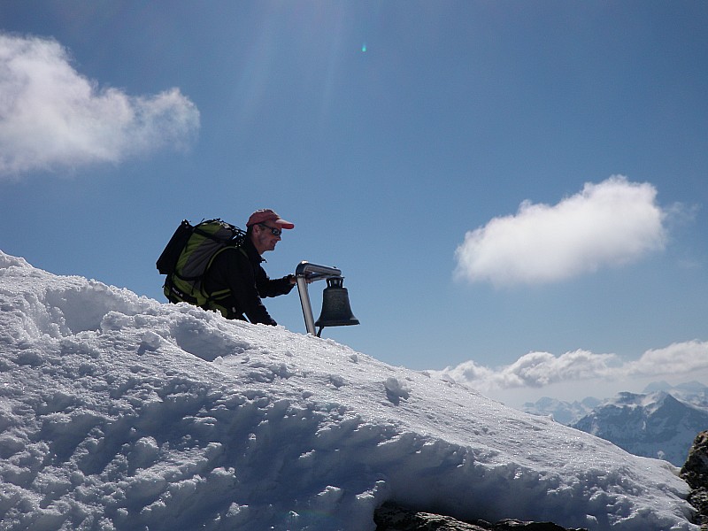 4h 45 après notre départ : et pendant qu'elle résonne