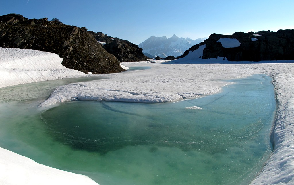 #7 Col de Longet : Au fond, le Pain de Sucre et le Pic d Col de Longet : Au fond, le Pain de Sucre et le Pic d'Asti