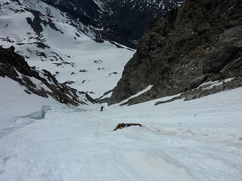 Descente : Contrepente rive droite.