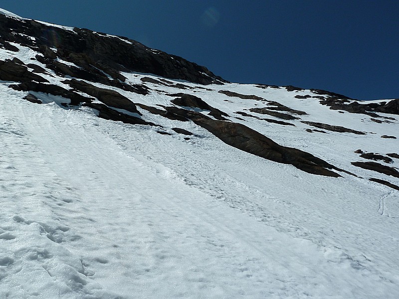 Face d'accès au glacier : : vue du bas, à la descente