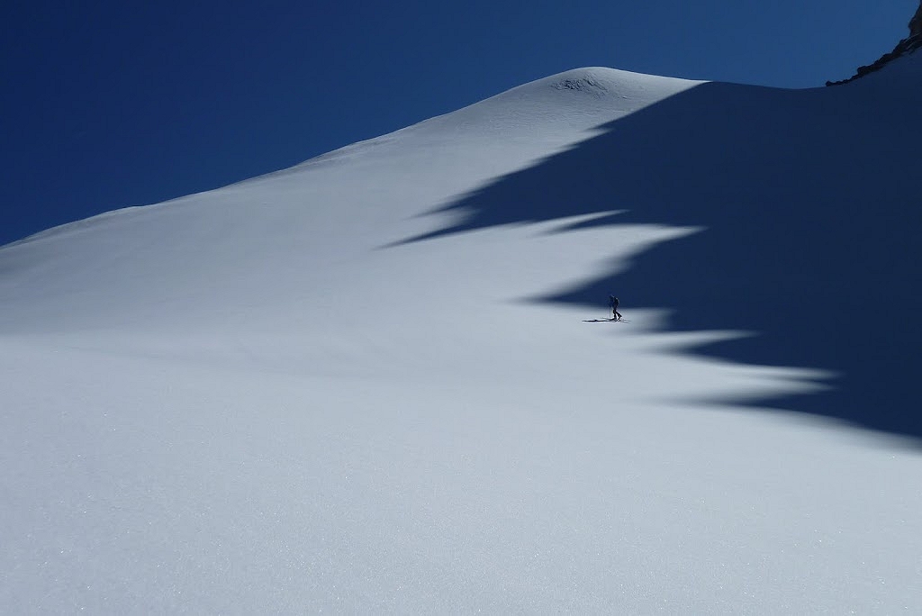 Sous l'épaule Nord : La fin de l'ascension. (photo D.Moreau)