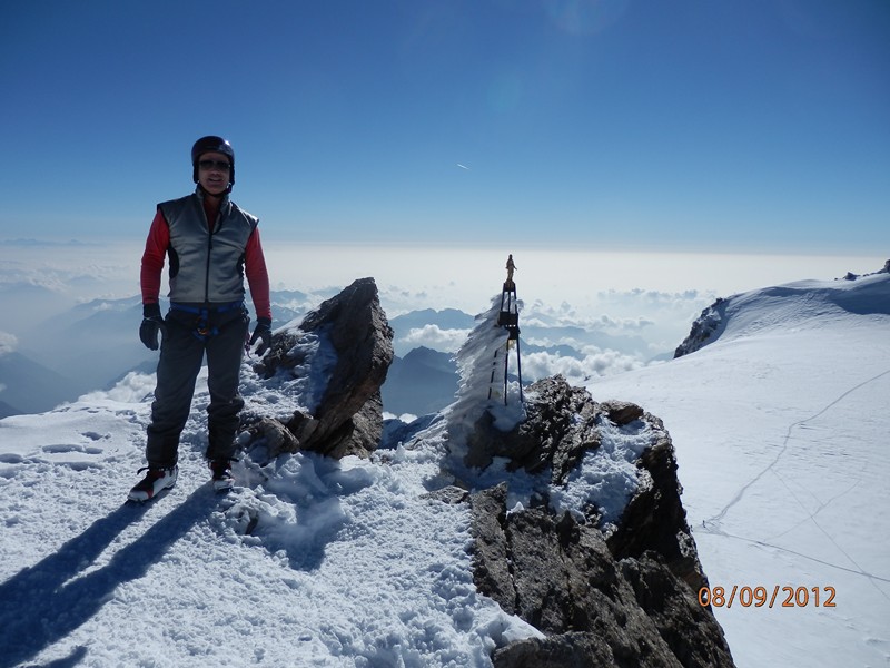 Pointe Zumstein : Didier au sommet de la Pointe Zumstein