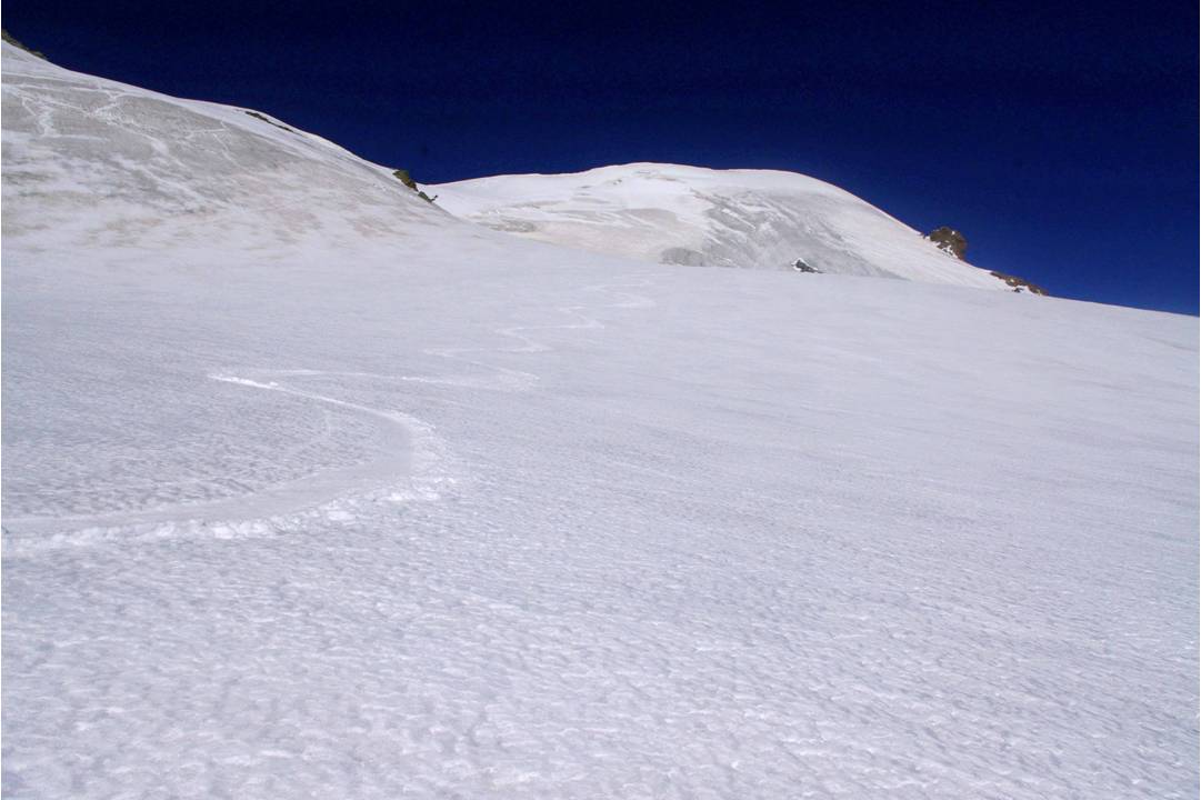 Ski d'automne : Des grandes courbes en transfo, sans contraintes... on lâche les cheveaux... on est venu pour çà!