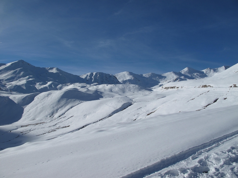 Direction Galibier.. : Vers le col...Pentes douces et neige poudreuse..