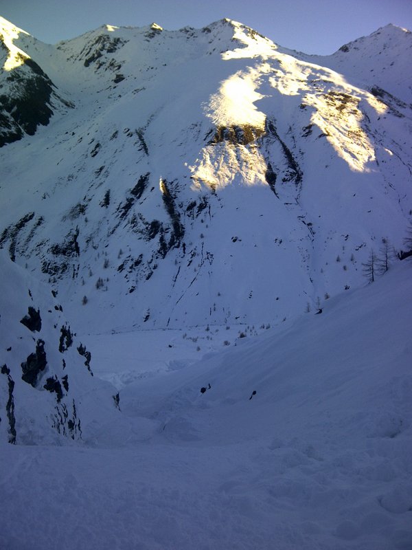Clausi : La petite gorge d'acces desormais en contrebas