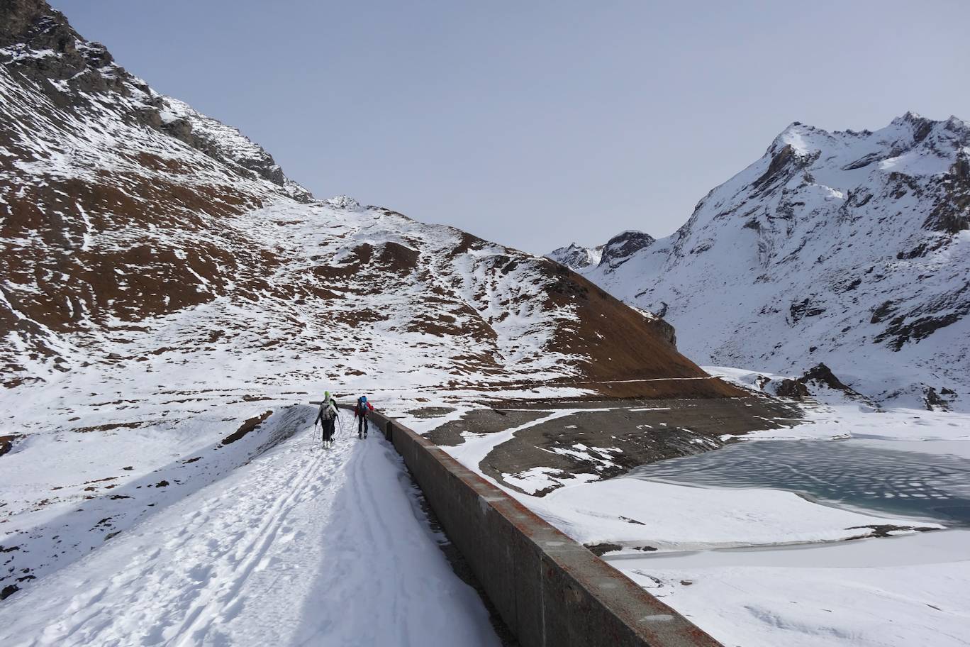 Barrage de la Sassière : Nous rejoignons l'itinéraire de montée au glacier de Rhèmes-Golette.