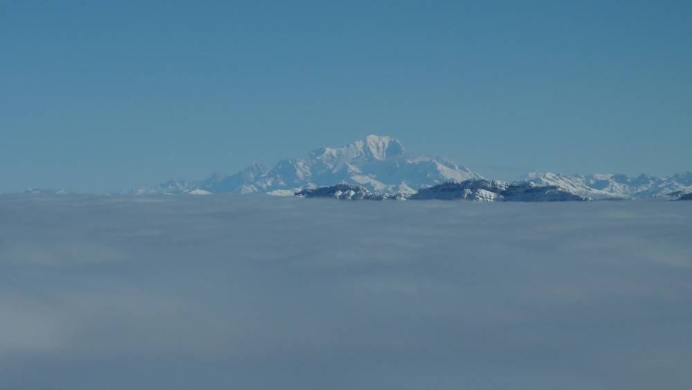 Mont Blanc : bon sang, mais il flotte...