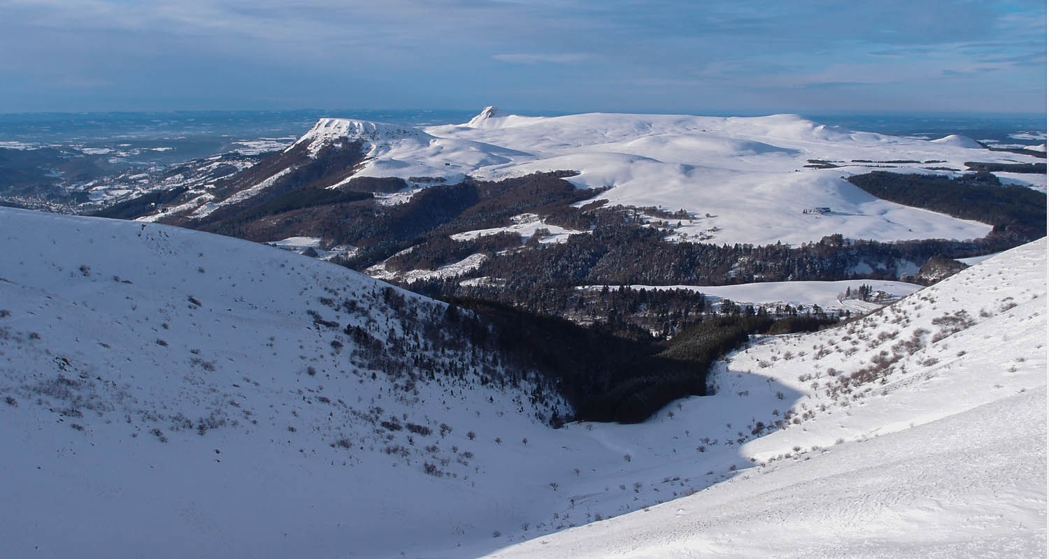 Puy Gros et Banne d'Ordanche : Le val Blanc en dessous et autour de la Banne, le secteur ski de fond du Guéry