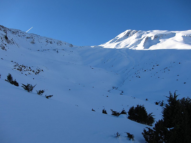 Coume de Besset et Calabasse : nous avons tracé complètement en rive droite du vallon pour gagner le col de la Calabasse