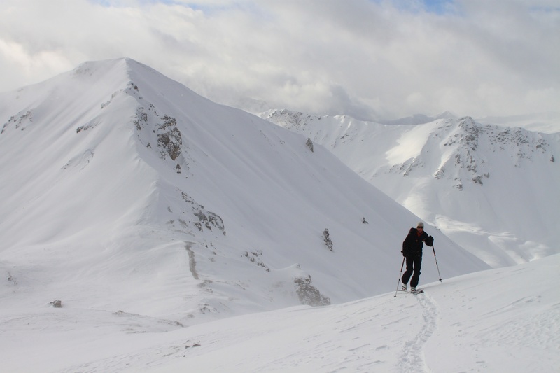 Crête des Charn : Arrivée sous le brouillard
