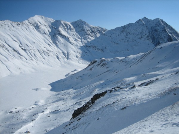 Le lac du Goleon 2438m : A peine gelé fin décembre