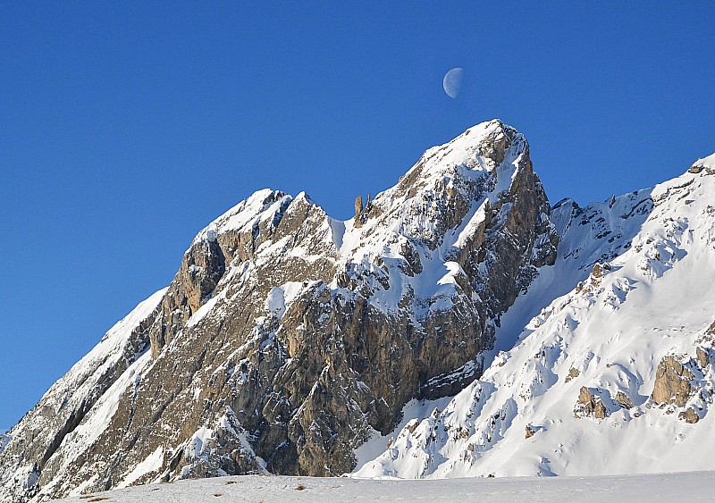 Croix des têtes matinale : Sublime