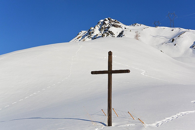 Perronet : La vue serait magnifique... sans la ligne HT!