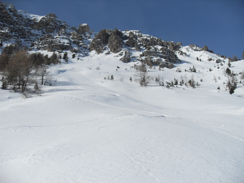 #12 Un peu plus bas. Un peu plus bas.