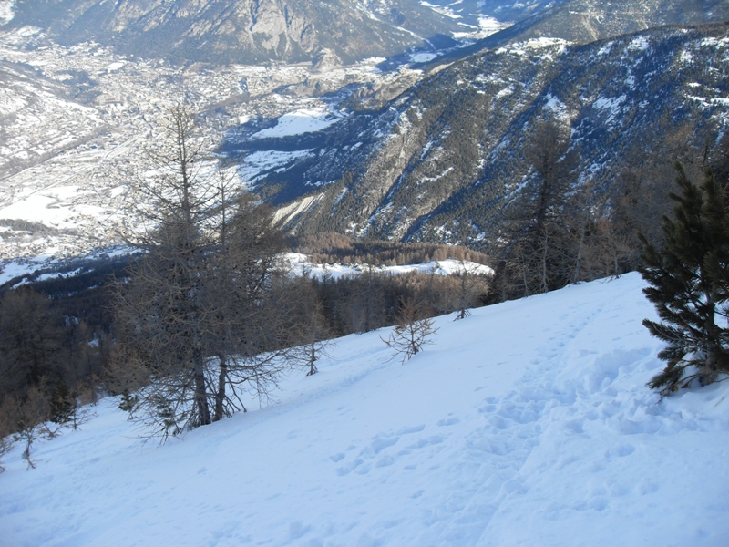 #2 vue sur le village du Mélézin et sur Briançon. vue sur le village du Mélézin et sur Briançon.