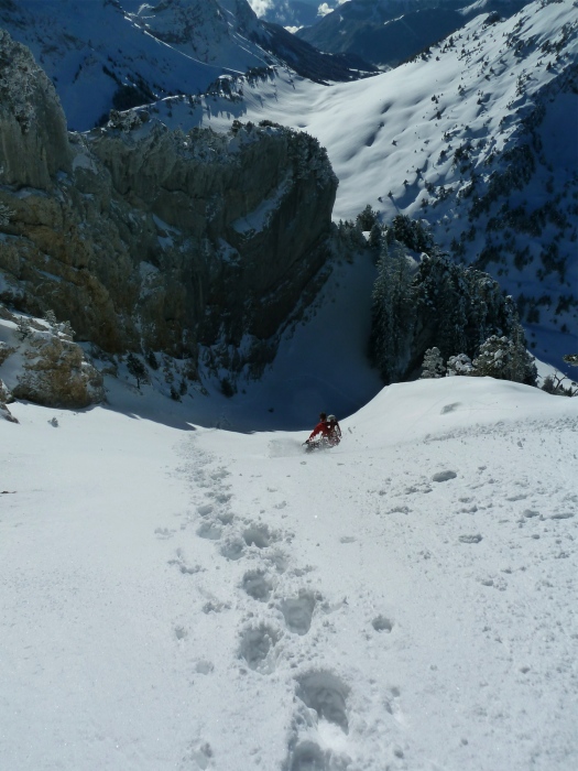 Descente de la vire suspendue : Encore au soleil...