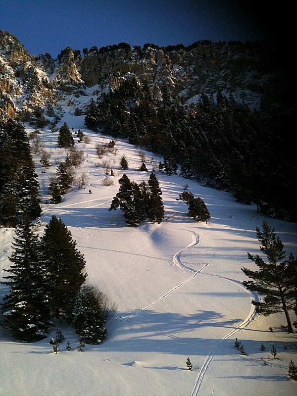 montée, descente : que du bon, partir plus tôt pour pouvoir rayer tous les couloirs!!!
moquette