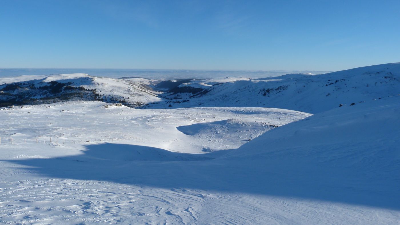 #7 Un passage en neige moins dure : Dans un vallon abrité Un passage en neige moins dure : Dans un vallon abrité