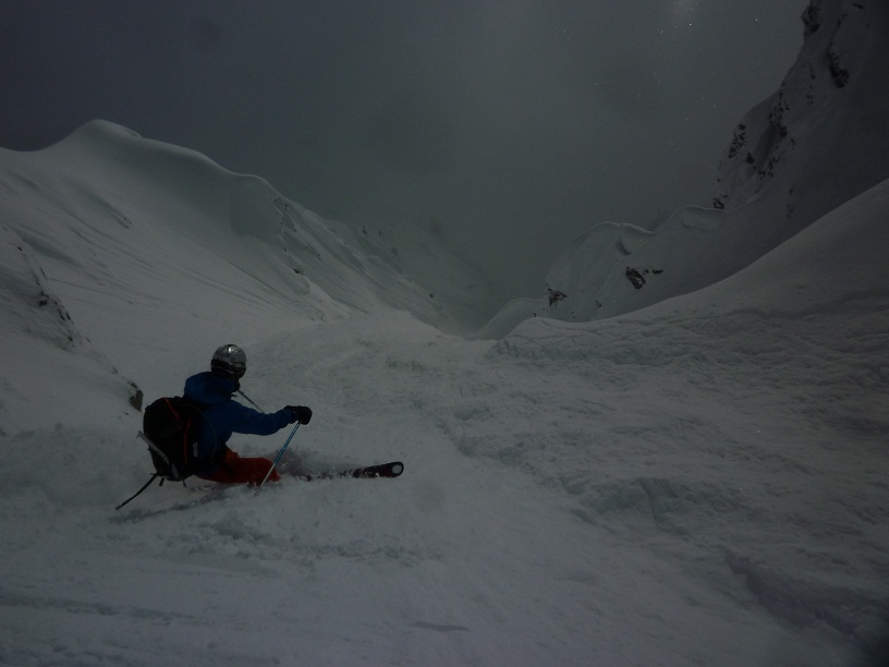 Ambiance : le brouillard remonte alors qu'on descend sous le couloir