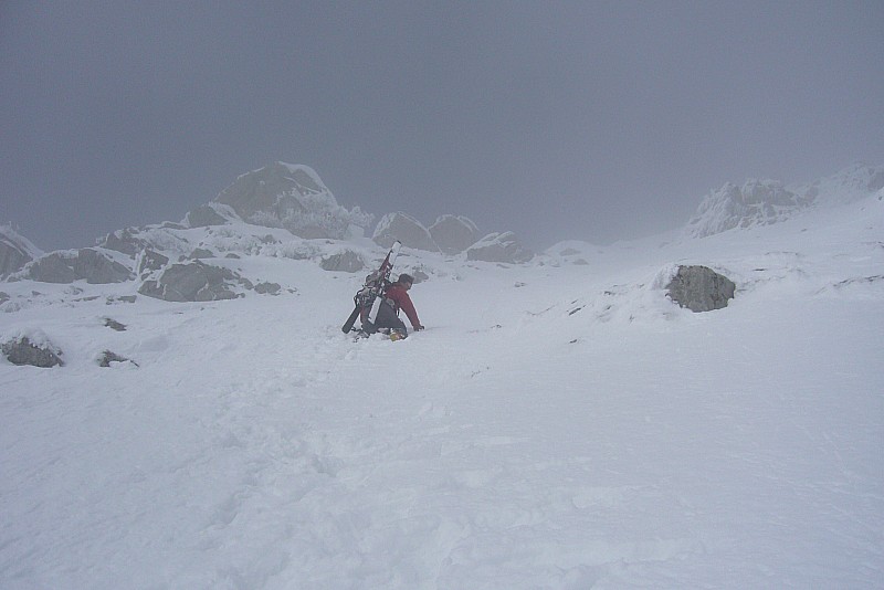 Pécloz Roronnie l'esquimau : Maya dans la directe vers l'arête