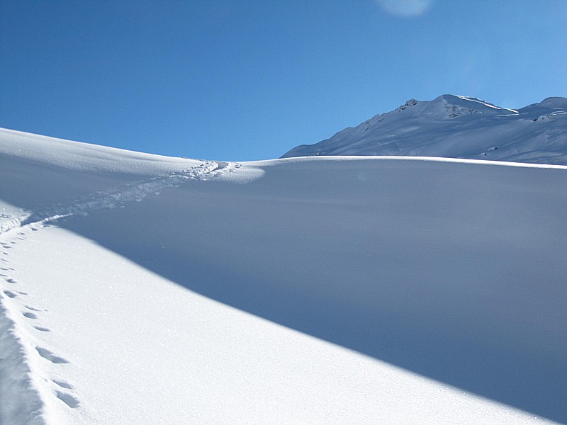 La Pointe Noire de Pormenaz. : La pente Nord Ouest est tracée.