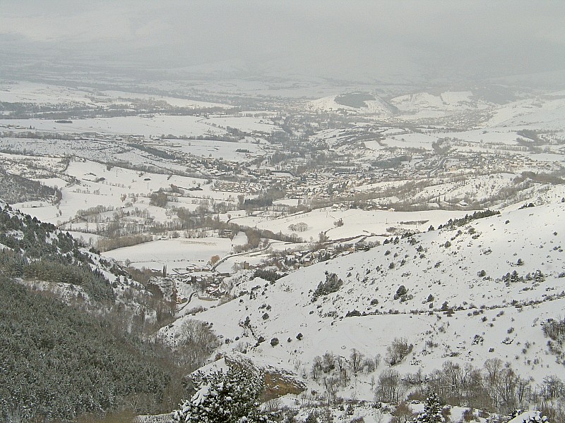 La Cerdagne : sous la neige ...