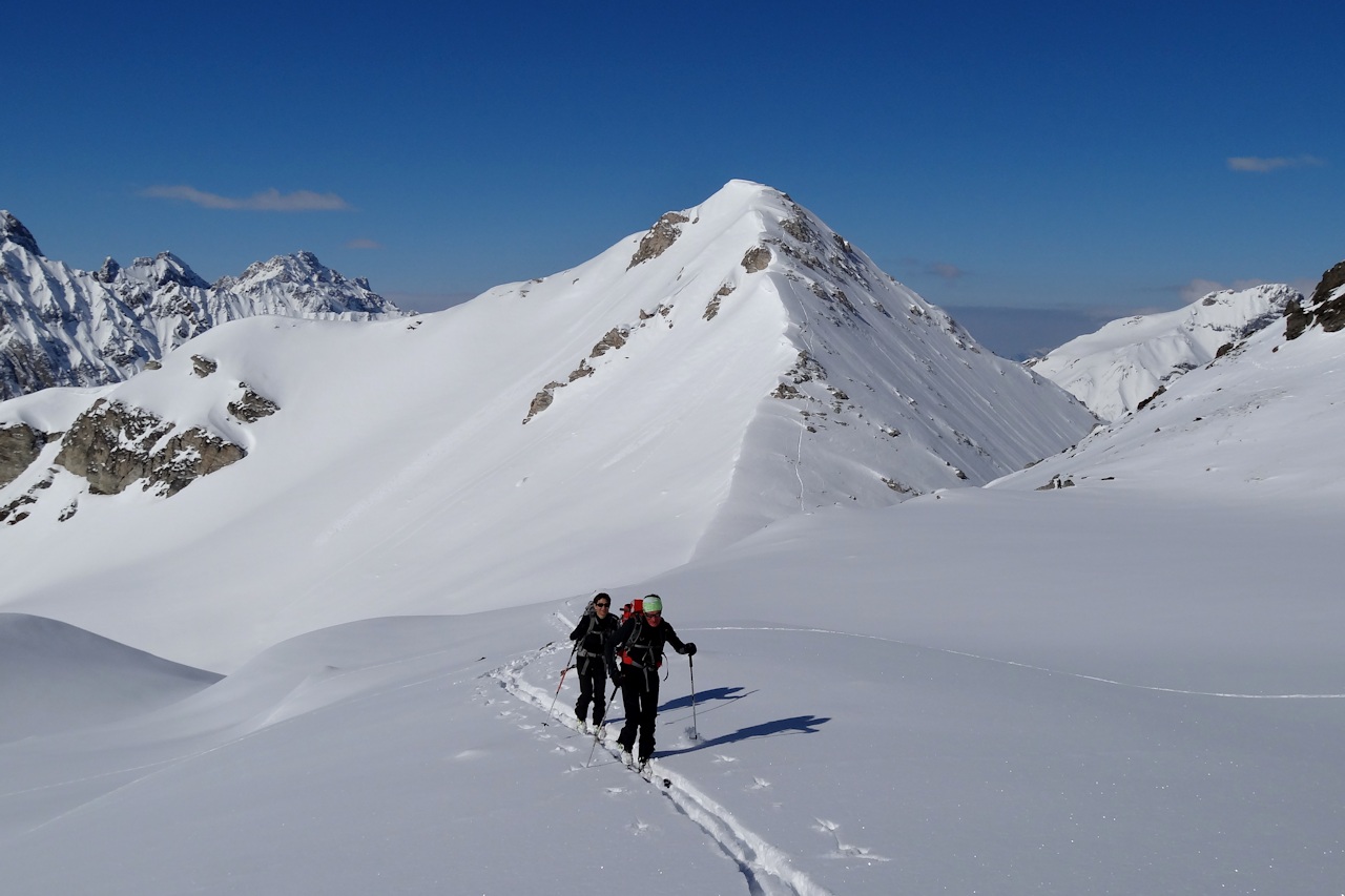 Arête du Vallonnet : Le Roc du Blanchon, notre objectif initial est désormais derrière nous.