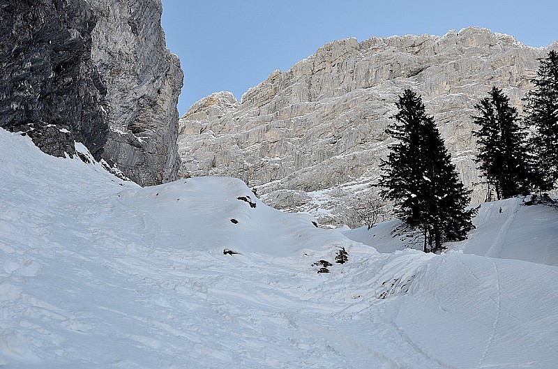 Partie sup. : Changement de chenal !  ça va râcler, un petit saut pour ne pas âbimer mes beaux Zag
