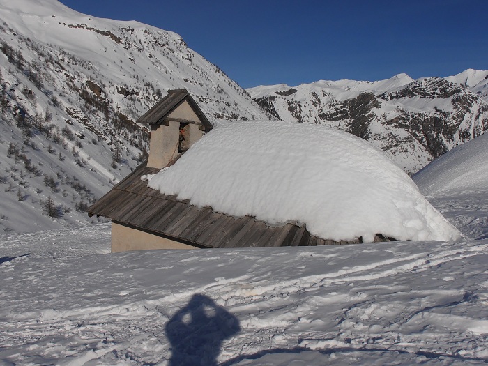 P2270002 : La chapelle de la Saulce en tenue d'hiver