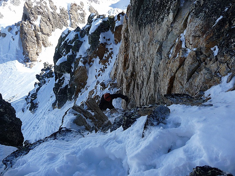 #4 sommet de la Moulinière : Quelques pas de mixte pour rejoindre le sommet. sommet de la Moulinière : Quelques pas de mixte pour rejoindre le sommet.