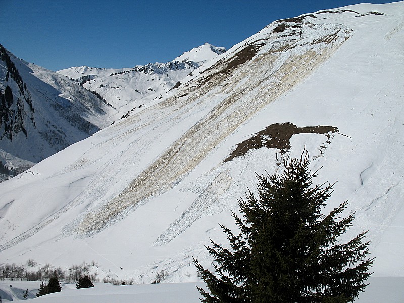 Pointe du Ratti : La coulée aurait pu tout emporter