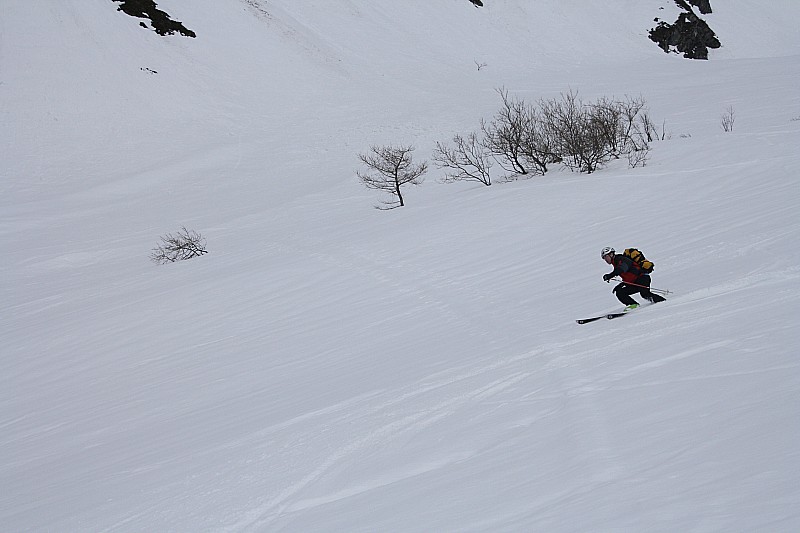 vivent les pentes à 25° ! : ski grand large dans la transfo parfaite du vallon Péroud