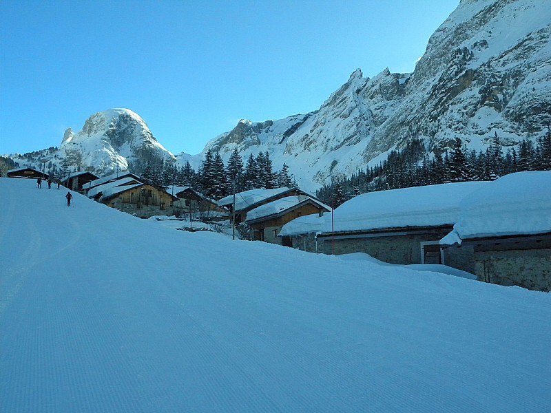 Remontée des pistes : Hameau des Fontannettes