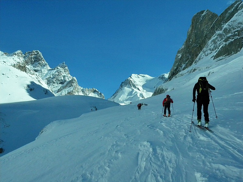 Creux de la vallée : Bientôt le soleil !