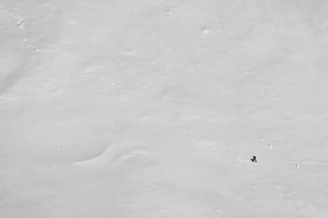 Skieur minuscule : De l'espace dans ce vallon de la Pierre