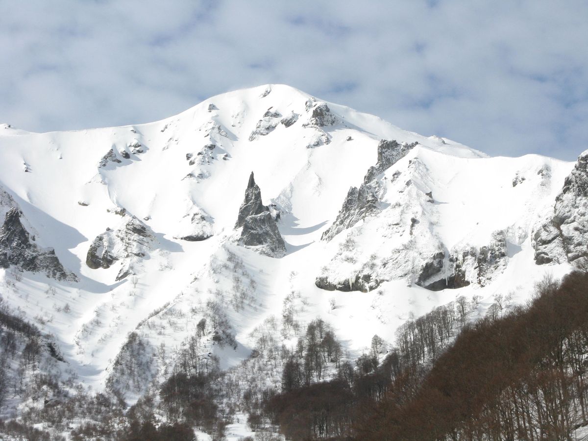 Puy Ferrand : Le grand sommet et le couloir du Moine