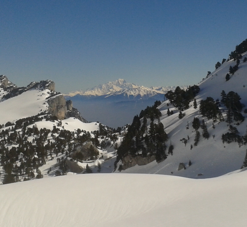 Mont-Blanc : depuis le fond du vallon au nord de Bellefond.