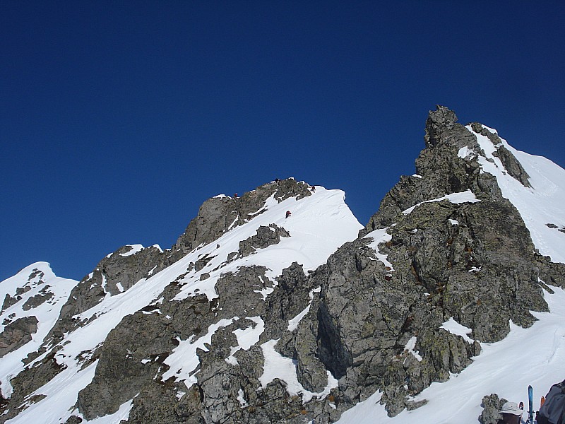col du pertuis : des cordées au pic des gds lanches