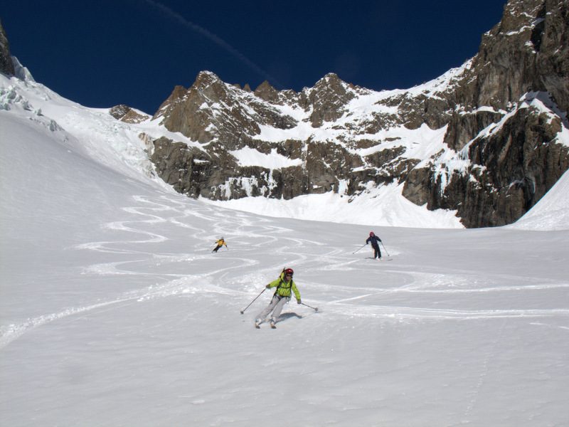 Glacier de l'Homme : du bon ski dans un cadre majestueux