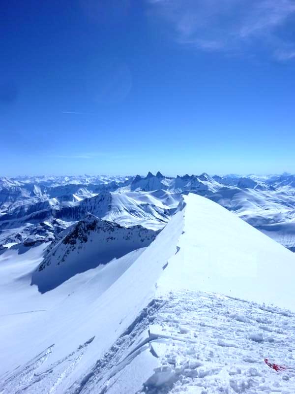 Aiguilles d'Arves : Une vue de gros duc depuis le sommet