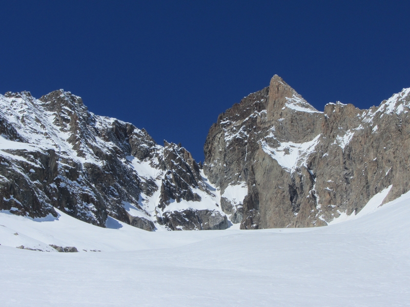 Plaret : Descente par la rive droite sous Pic Gény / Rouget.