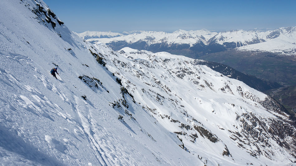 C'est large : bon ski dans le haut